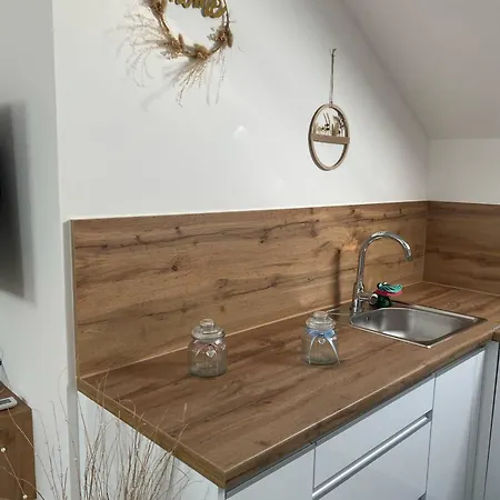 Tri Potoka Tatil Evi