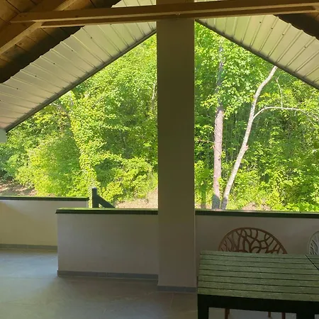 펜션 Tri Potoka Bihać