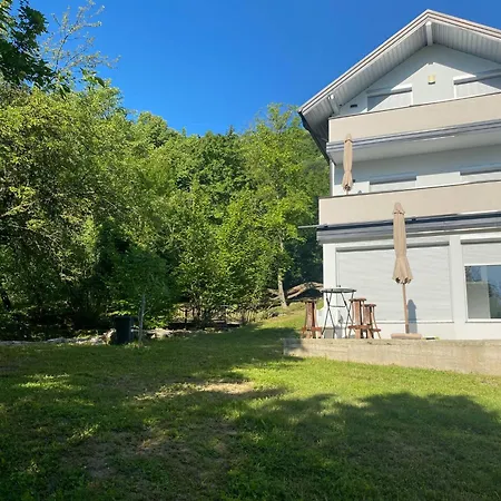 Tatil Evi Tri Potoka Bihać